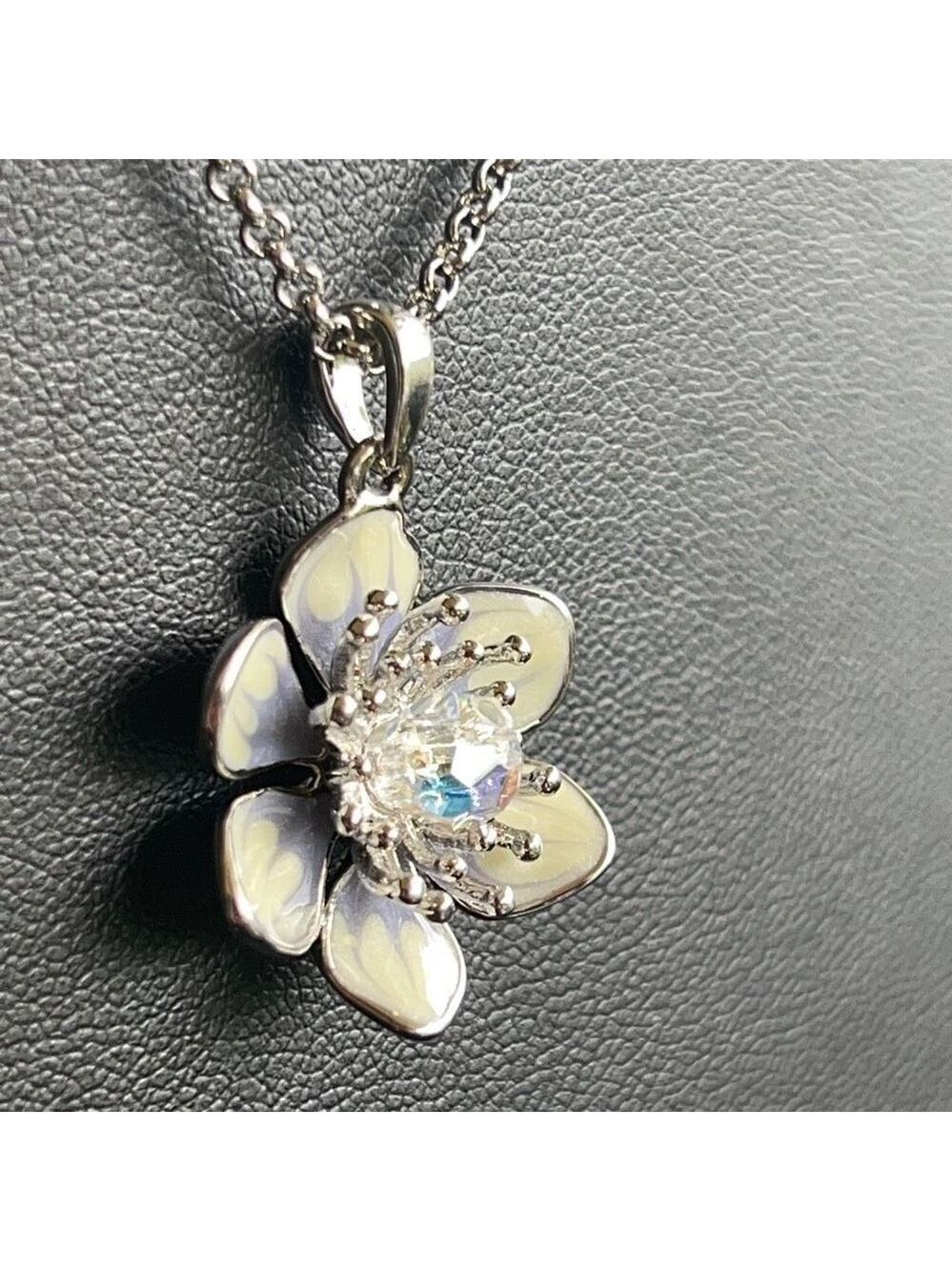 Eternal Bloom Necklace Silver Enamel Clear Faceted Swarovski Crystal - Picture 7 of 9